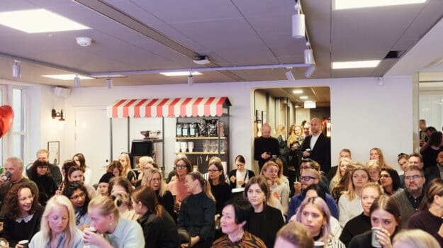 Vimmelbilder från höstens första casefrukost