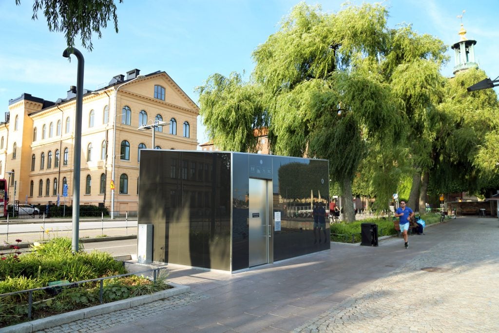 Offentlig toalett Wall Jumbo vid Stadshuset, Stockholm